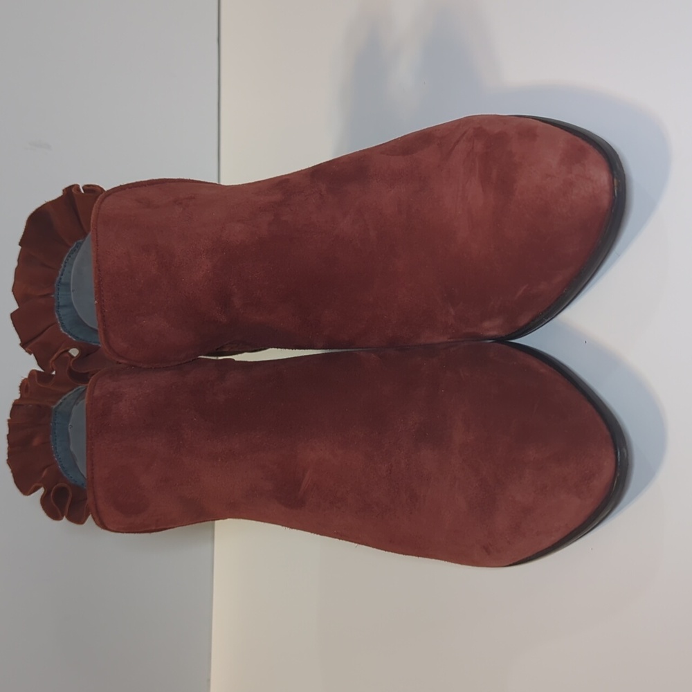 Lori Goldstein Sydney Ruffle Detail Ankle Booties Size 8 - Picture 3 of 13